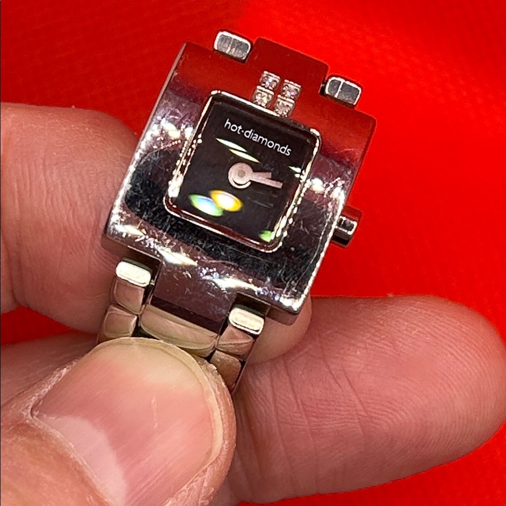 Ladies Hot Diamonds Watch